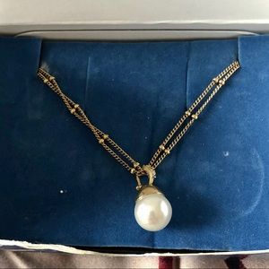 Free when bundled Avon Necklace